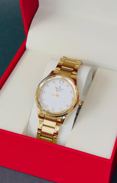 Relógio Dourado Special