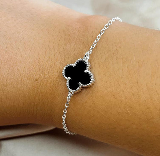 Clover bracelet