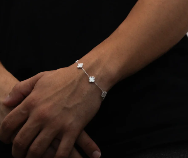 Pulseira 5 Trevos Madrepérola - Prata 925